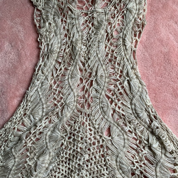 blouse - Picture 2 of 5